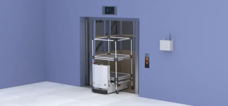 l300e-amr-navigating-to-a-lift